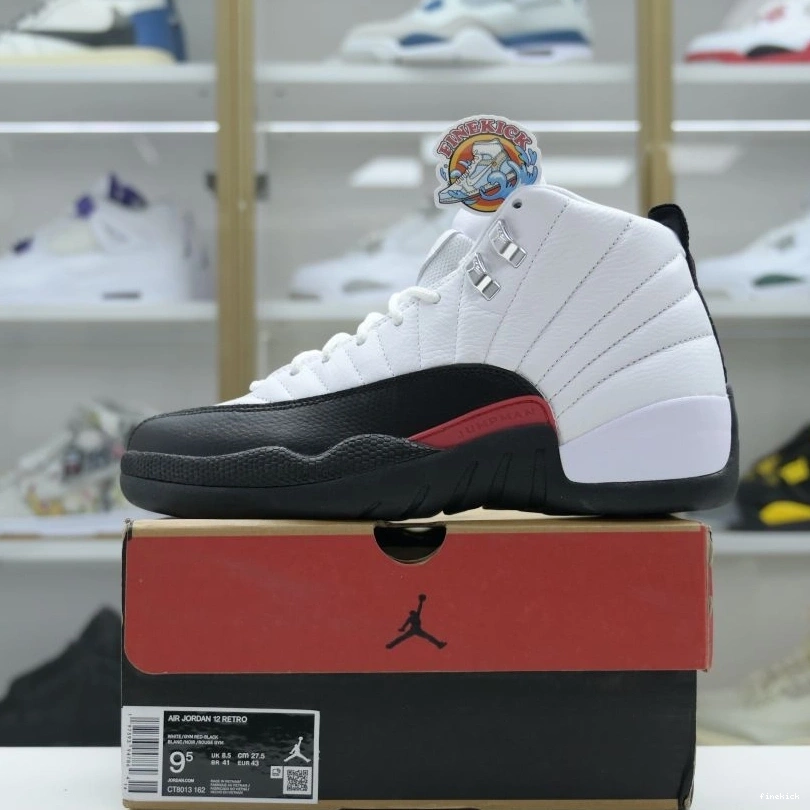 Jordan Jordan 12
